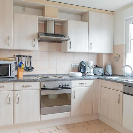 Inselblume 63 - In Ruhiger Lage, Mit Balkon * Neue Tiefe Fehmarn